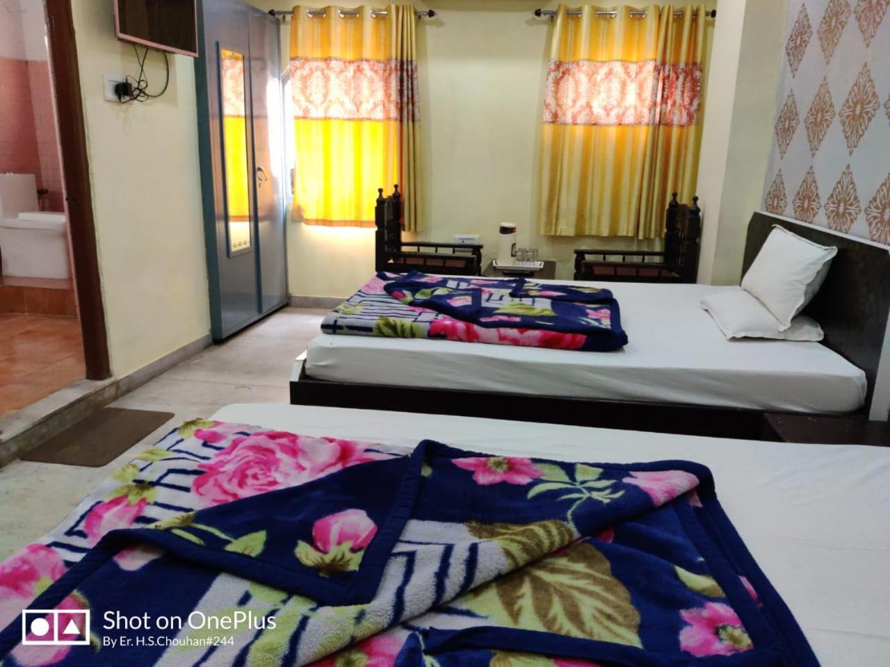 Hotel Gokul Palace Udajpur Exteriér fotografie
