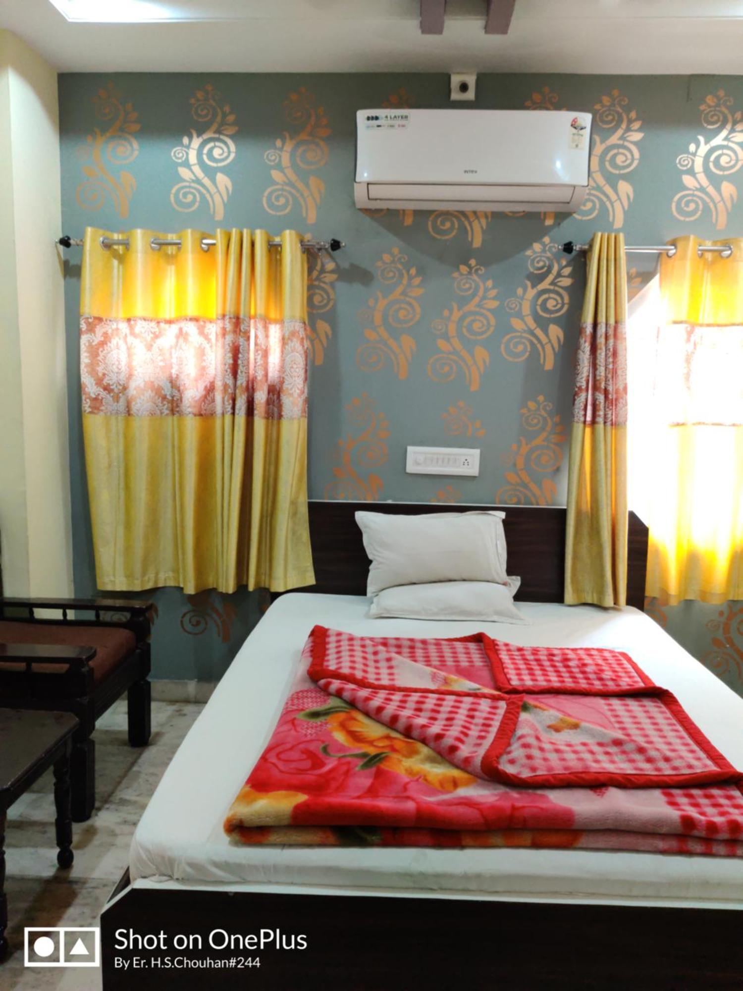 Hotel Gokul Palace Udajpur Exteriér fotografie