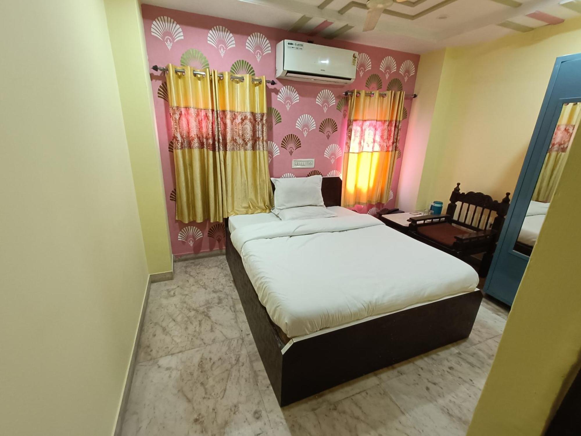 Hotel Gokul Palace Udajpur Exteriér fotografie