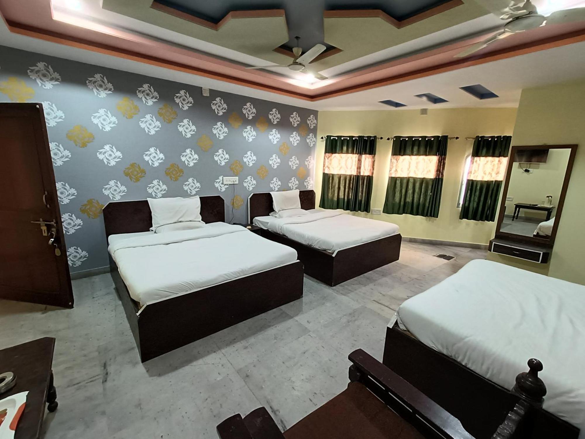 Hotel Gokul Palace Udajpur Exteriér fotografie