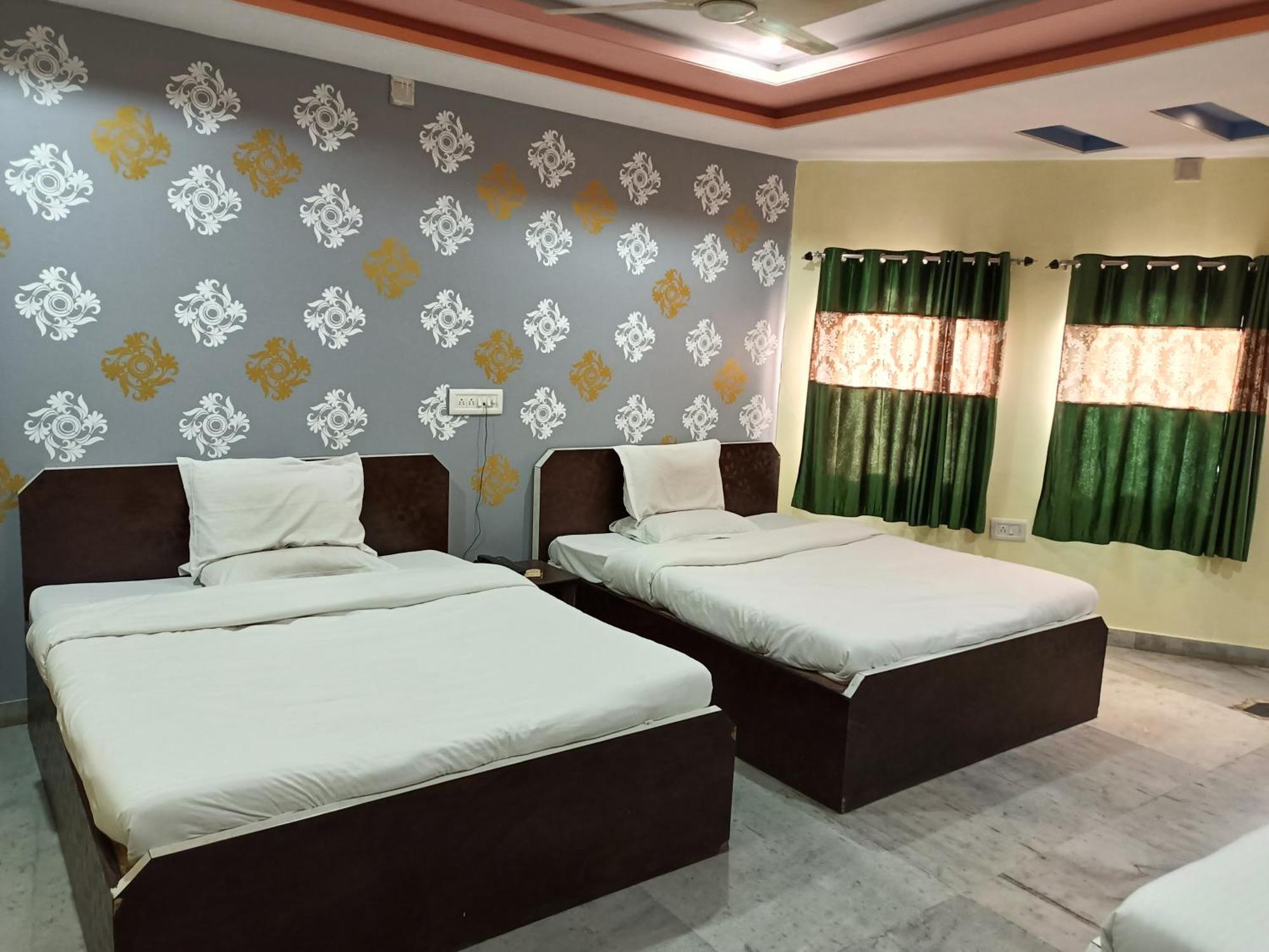 Hotel Gokul Palace Udajpur Exteriér fotografie